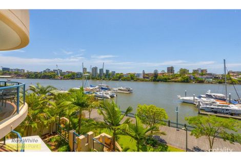 Property photo of 10/8 Goodwin Street Kangaroo Point QLD 4169