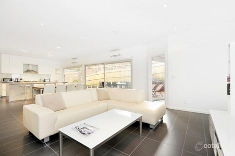 Property photo of 1/15 Elm Grove Kew East VIC 3102