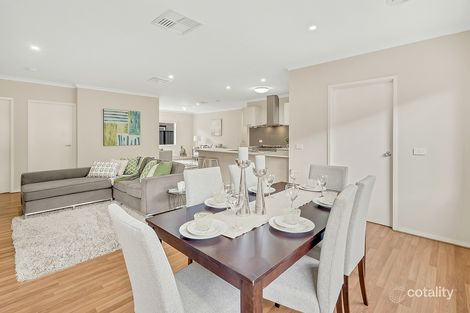 Property photo of 22 Fairhaven Boulevard Craigieburn VIC 3064