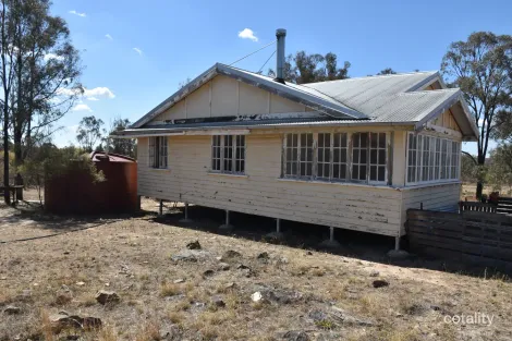 18664 Cunningham Hwy, Karara, QLD 4352