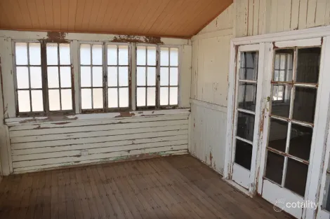 Property photo of 18664 Cunningham Highway Karara QLD 4352