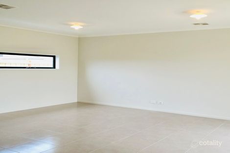 Property photo of 39 Pennsylvania Crescent Point Cook VIC 3030