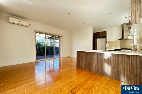 Property photo of 1/4 Lemon Grove Nunawading VIC 3131