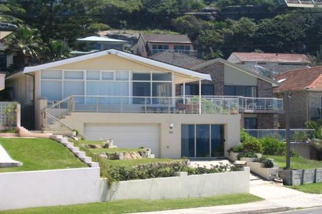 Property photo of 39 Carrington Parade Curl Curl NSW 2096