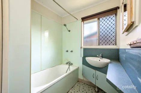 Property photo of 8 Ronto Close Manoora QLD 4870