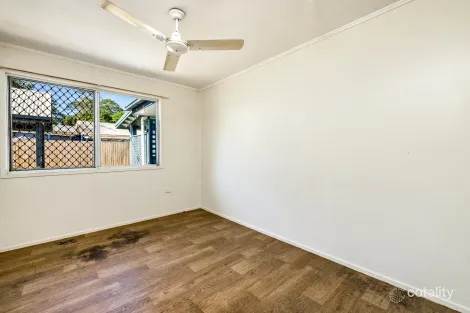 Property photo of 8 Ronto Close Manoora QLD 4870