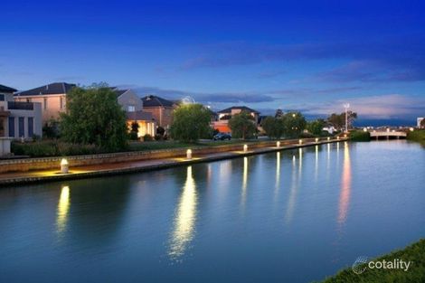 Property photo of 2 Springbank Court Point Cook VIC 3030