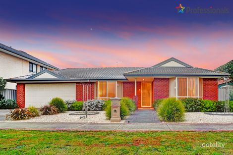 11 Broadhurst Way, Caroline Springs, VIC 3023