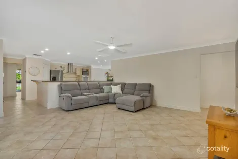Property photo of 5 Ledgard Road Evanston Park SA 5116