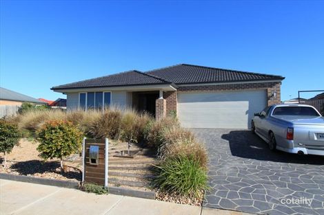 2 Emerald Ct, Harkness, VIC 3337