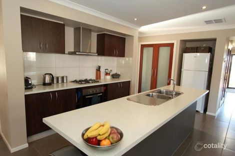 Property photo of 2 Emerald Court Harkness VIC 3337