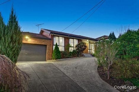 Property photo of 16 Barker Drive Mooroolbark VIC 3138