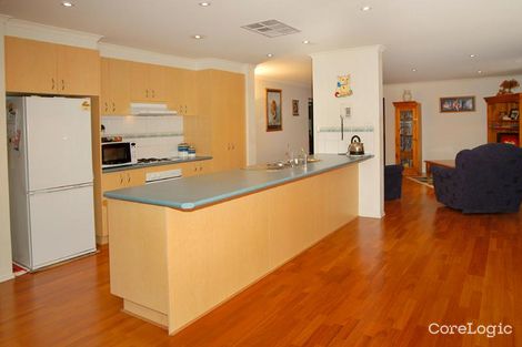 Property photo of 32 Jardier Terrace South Morang VIC 3752