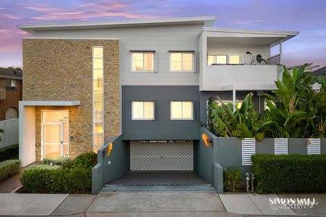 1/2 Winsor St, Merewether, NSW 2291