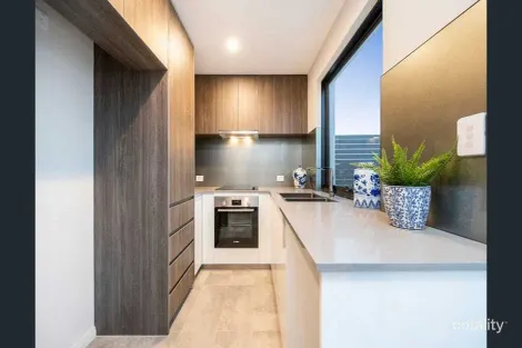 8/14 Roebuck St, Innaloo, WA 6018