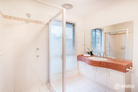 Property photo of 72 Kirra Place Carindale QLD 4152