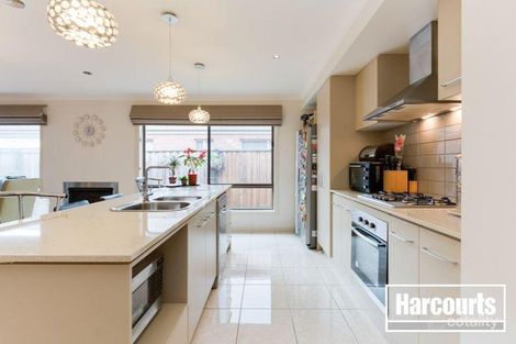 Property photo of 9 Rock Daisy Drive Cranbourne West VIC 3977