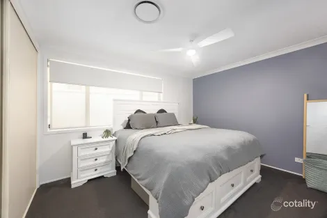 Property photo of 7 Newton Place Blue Haven NSW 2262