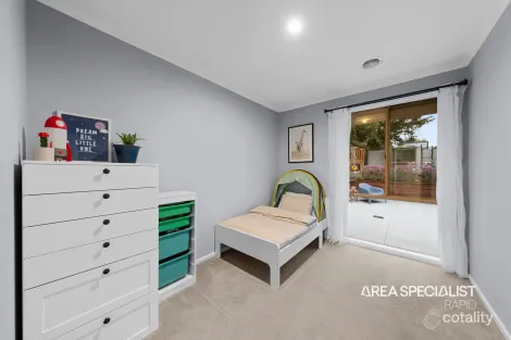 Property photo of 13 Cornell Place Hampton Park VIC 3976