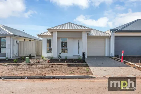 12 Elias Cct, Munno Para West, SA 5115