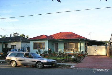 61 Goodacre Ave, Fairfield West, NSW 2165