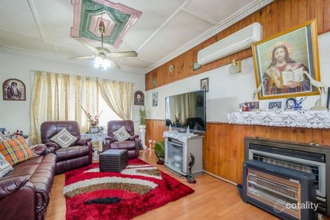 Property photo of 38 Suffolk Road Sunshine North VIC 3020