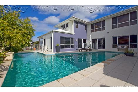 Property photo of 33 Allan Day Drive Wellington Point QLD 4160