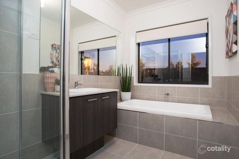 Property photo of 46 Pine Drive Aberfoyle Park SA 5159