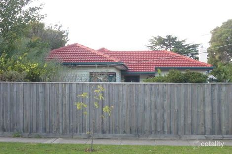 18 Gardeners Rd, Bentleigh East, VIC 3165