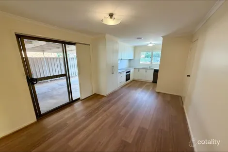 Property photo of 51 Eldershaw Drive Forest Hill NSW 2651