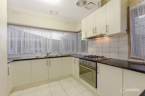Property photo of 21 Leonard Avenue St Albans VIC 3021