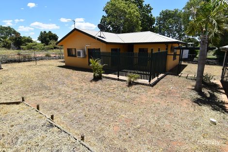 1 Gladstone Rd, Millchester, QLD 4820