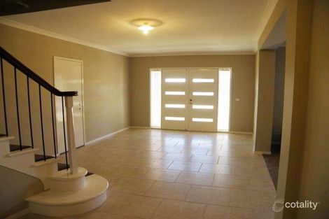 5 Wendover Cres, Hillside, VIC 3037