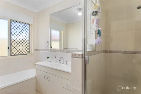 Property photo of 13 Cooee Court Deception Bay QLD 4508