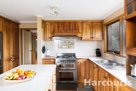 Property photo of 83 Chalcot Drive Endeavour Hills VIC 3802