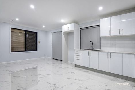 Property photo of 27 Oleander Crescent Durack QLD 4077