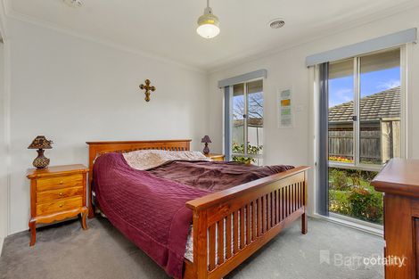 Property photo of 2/18 Doysal Avenue Ferntree Gully VIC 3156