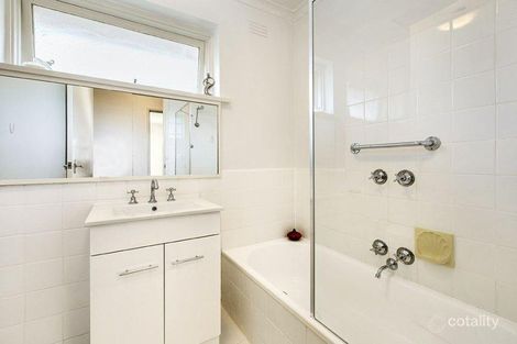 Property photo of 17/8 Kemp Street Thornbury VIC 3071