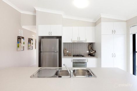 Property photo of 41 Fremont Street Mount Low QLD 4818