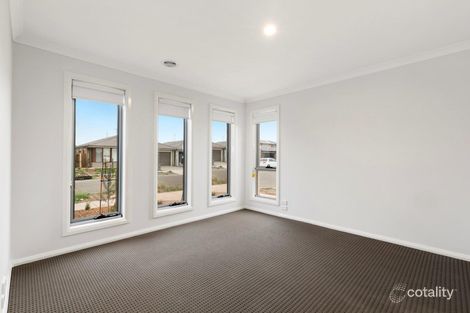Property photo of 17 Shearwater Drive Armstrong Creek VIC 3217