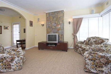 Property photo of 101 Grandview Grove Rosanna VIC 3084