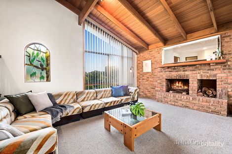 Property photo of 12 Maxine Drive St Helena VIC 3088