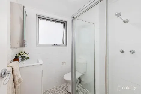 Property photo of 2/65 Holtermann Street Crows Nest NSW 2065