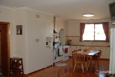 Property photo of 12 Castine Terrace Riverton SA 5412