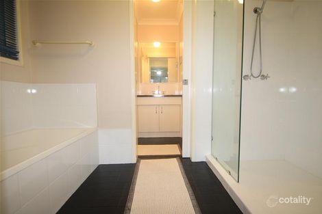 Property photo of 12 Rochelle Court Edens Landing QLD 4207