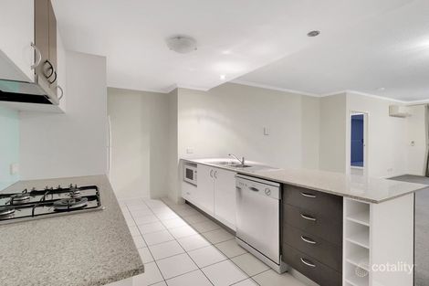 Property photo of 26/95 Clarence Road Indooroopilly QLD 4068