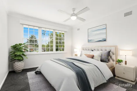 Property photo of 16 Waterside Parade Peakhurst Heights NSW 2210