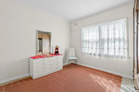 Property photo of 33 Phipps Crescent Diamond Creek VIC 3089