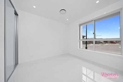 Property photo of 10 Broadfoot Avenue Marsden Park NSW 2765