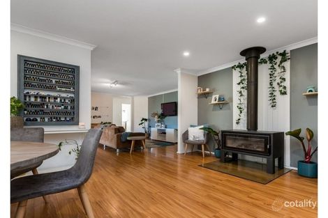 Property photo of 32 Gascoyne Way Cooloongup WA 6168